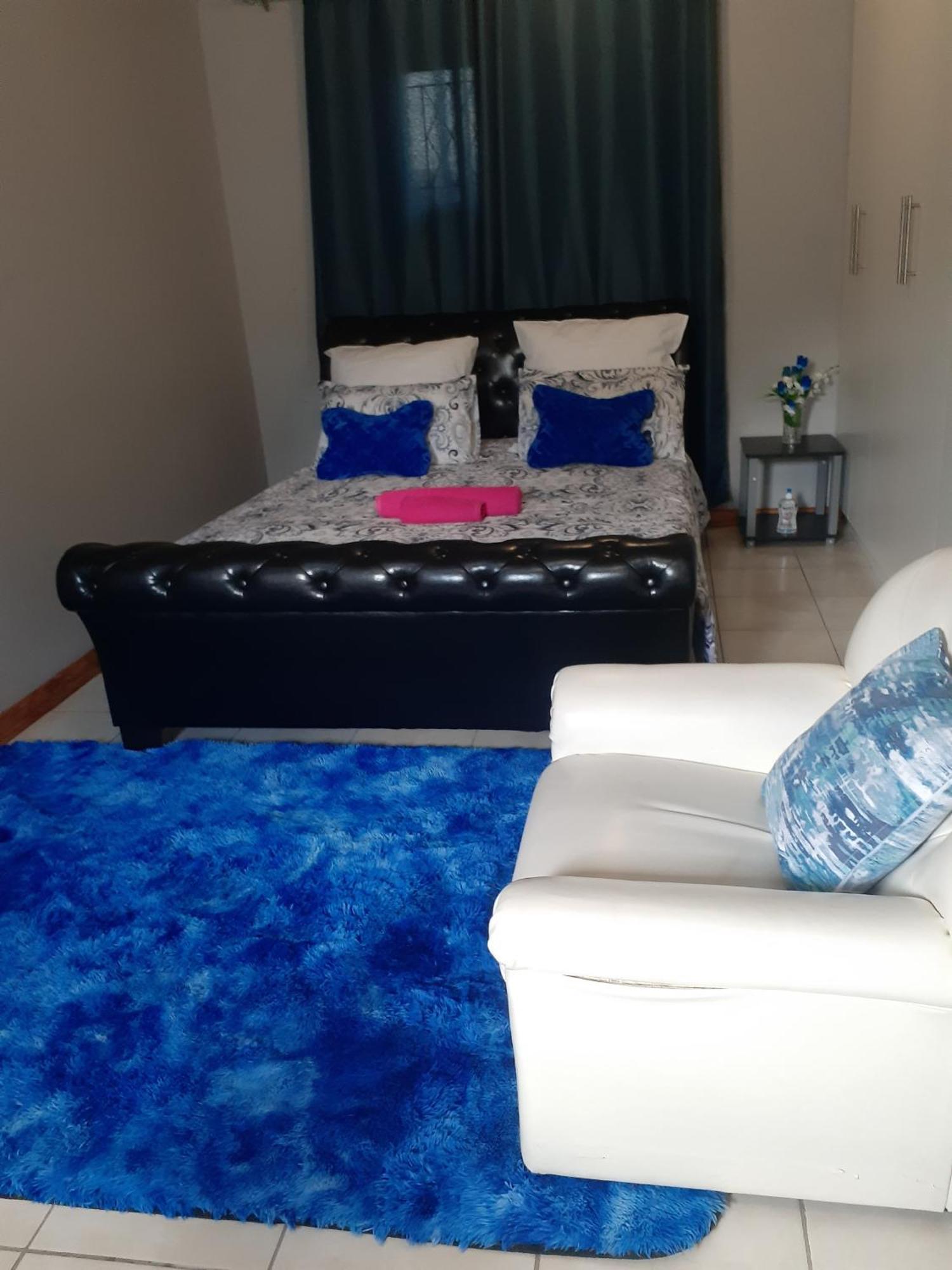 Ruros Guest House เคมป์ตัน พาร์ค ภายนอก รูปภาพ